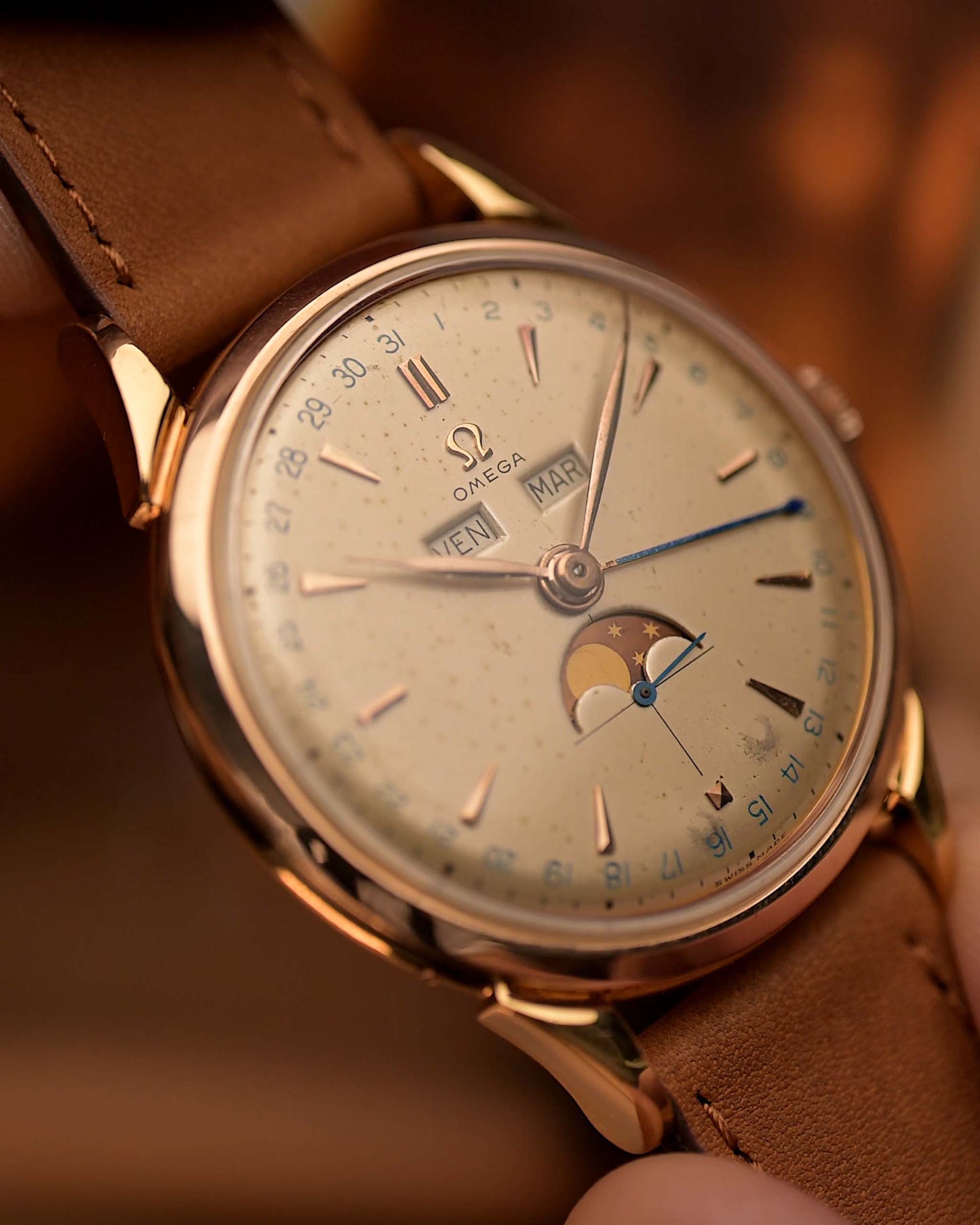 Omega 2486 Cosmic Moonphase Rose 1950