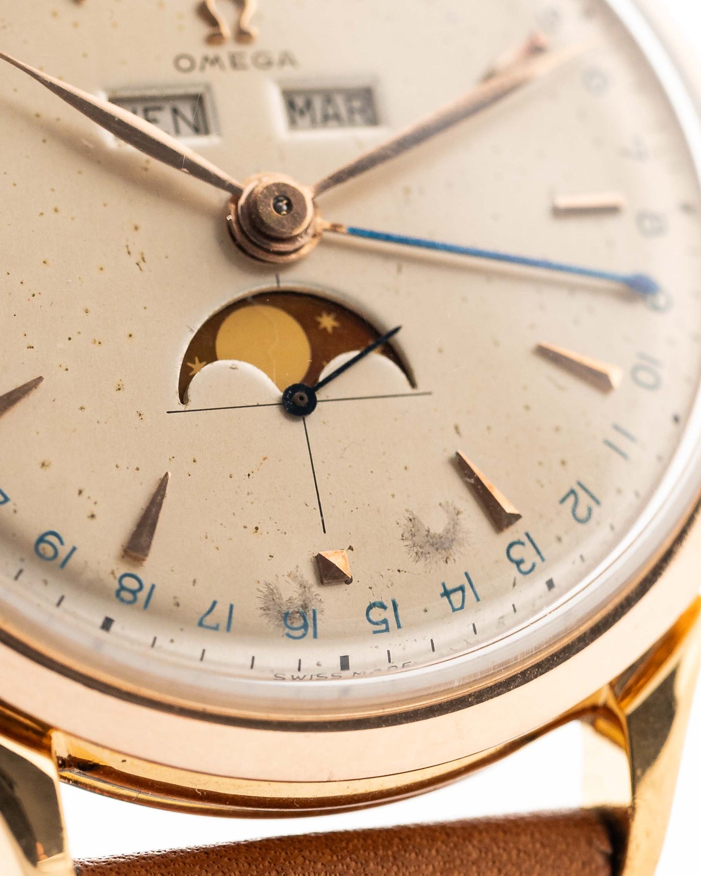 Omega 2486 Cosmic Moonphase Rose 1950