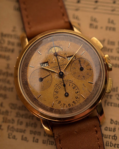 Universal Geneve 12554 Tri Compax 18k 1940s