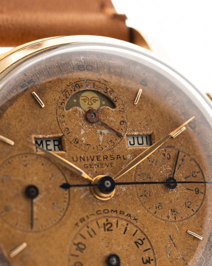 Universal Geneve 12554 Tri Compax 18k 1940s